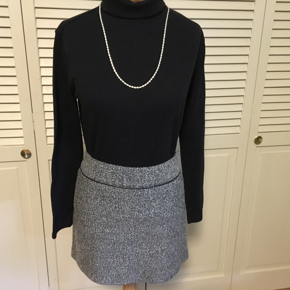 A. Byer - dark gray and black short skirt